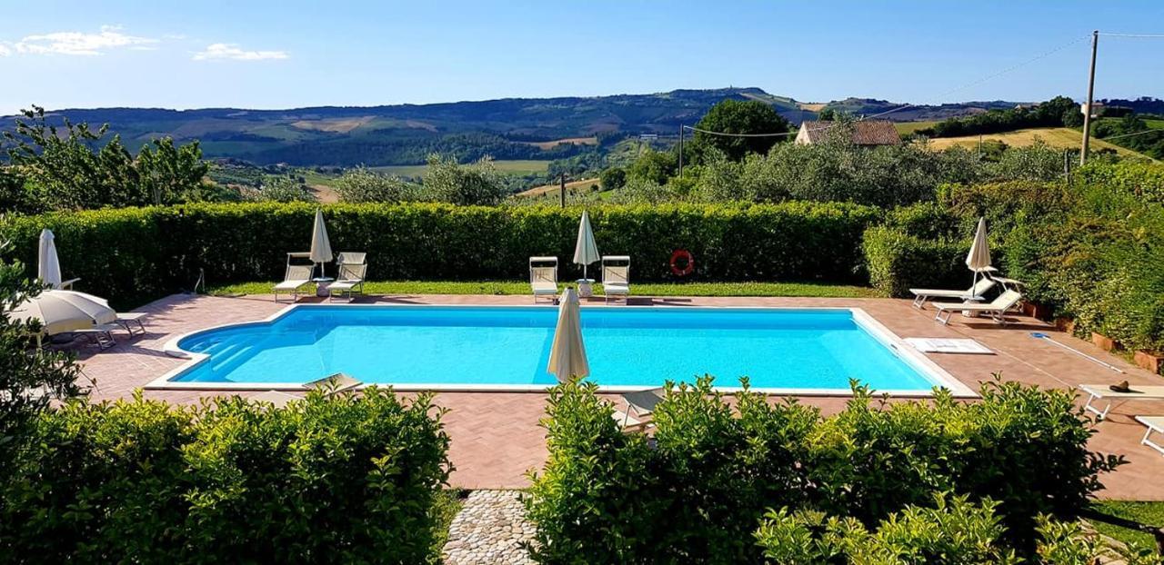 Agriturismo Fiore Di Campo Fermo Eksteriør bilde