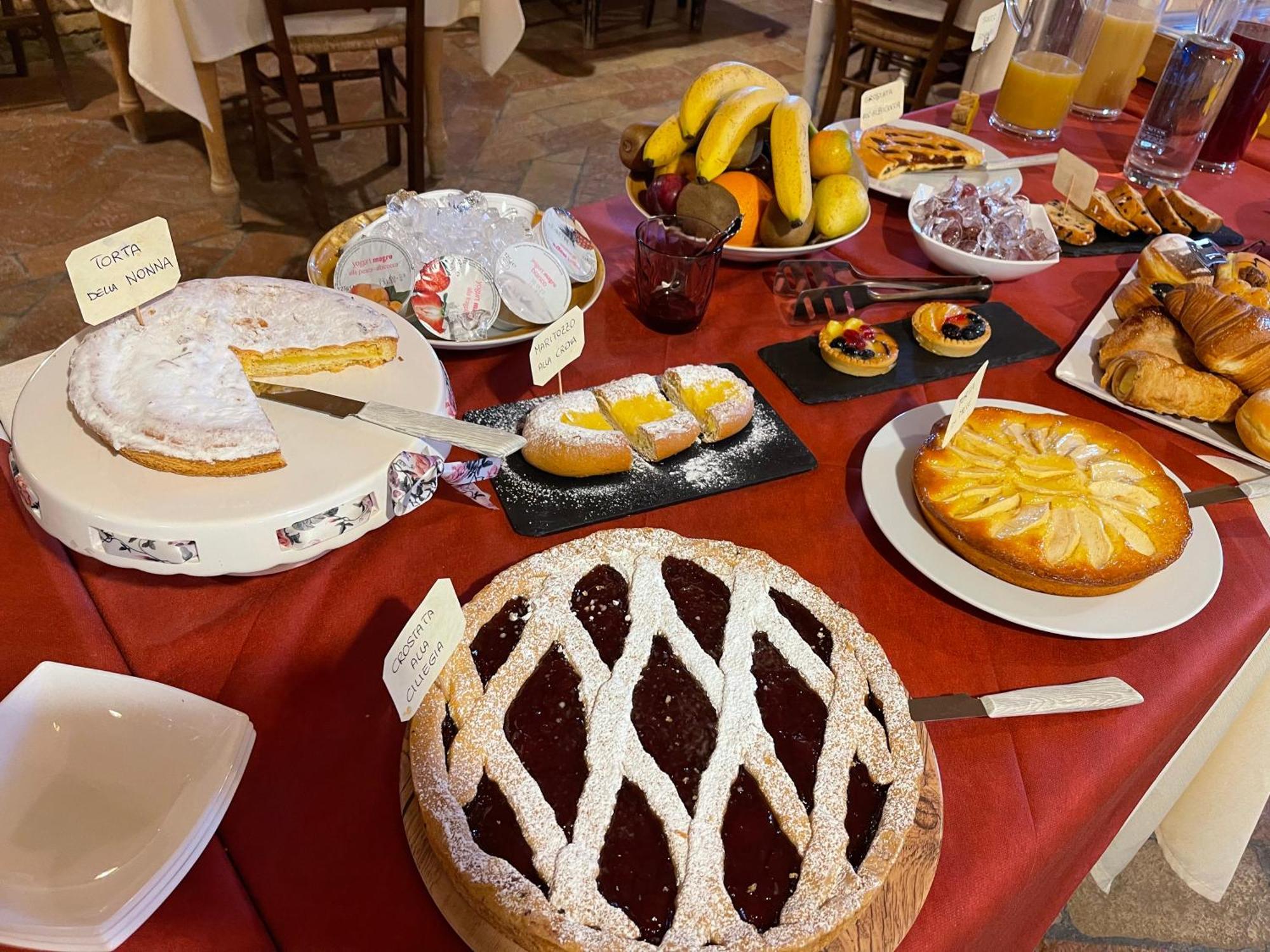 Agriturismo Fiore Di Campo Fermo Eksteriør bilde