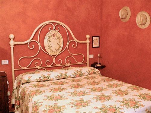 Agriturismo Fiore Di Campo Fermo Eksteriør bilde